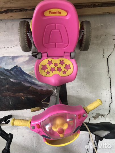 Детский трехколесный велосипед