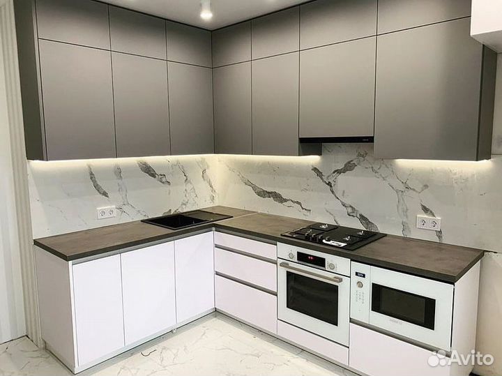 Кухни на заказ. Своё производство