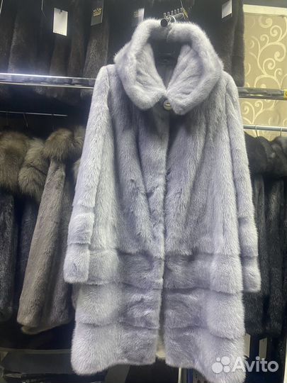 Шуба из меха мосгивичга