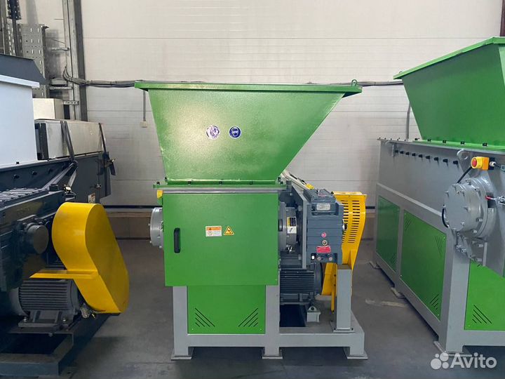 Одновальный шредер нс-800 загр.окно 1000х800 мм