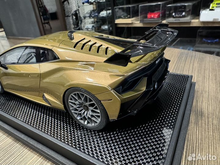 IV1804BN IVY Lamborghini Huracan STO Bronzo 1:18