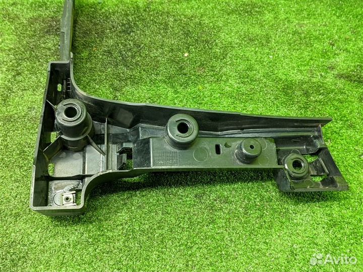 Крепление бампера заднее левое Bmw X5 E70 N52B30AF