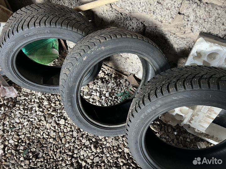 Nokian Tyres Hakkapeliitta 8 235/45 R18 98T