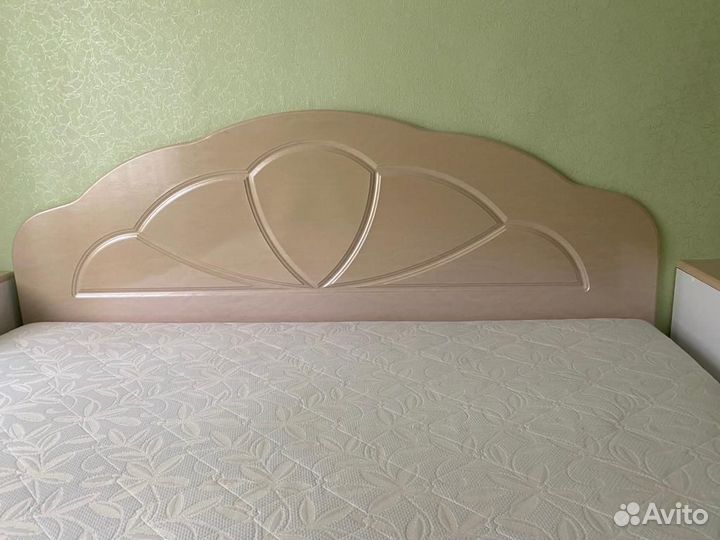 Мебель для спальни бу