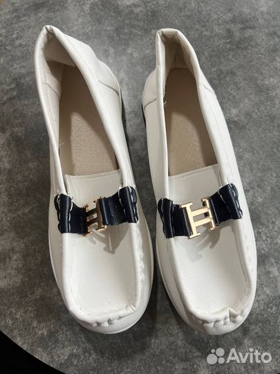 Лоферы женские 36 размер белые
