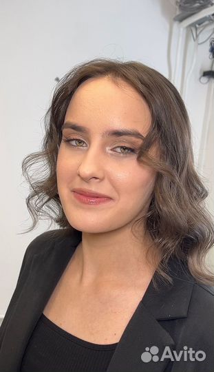 Причёска и макияж (полный образ)