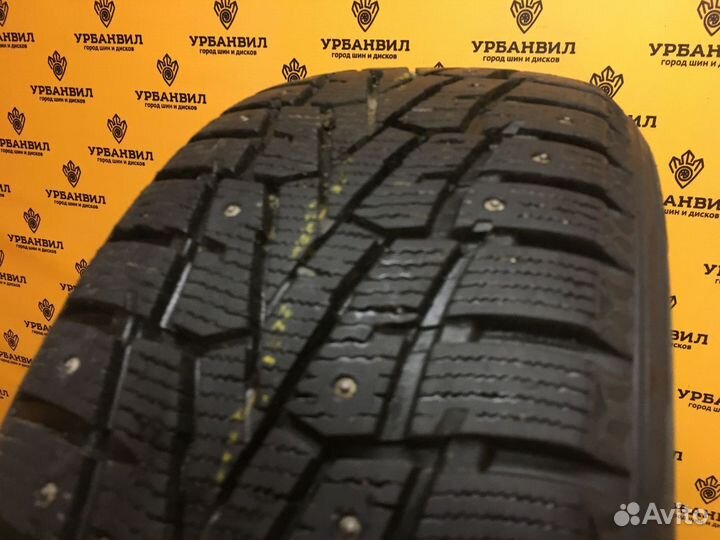 Nitto Therma Spike 215/50 R17 91T