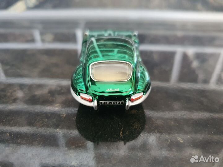 Hot Wheels RLC Jaguar E-type