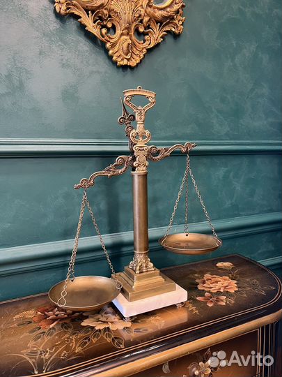 Весы Антикварные большие. Бронза
