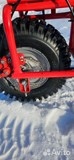 Продам детский бензиновый снегокат 