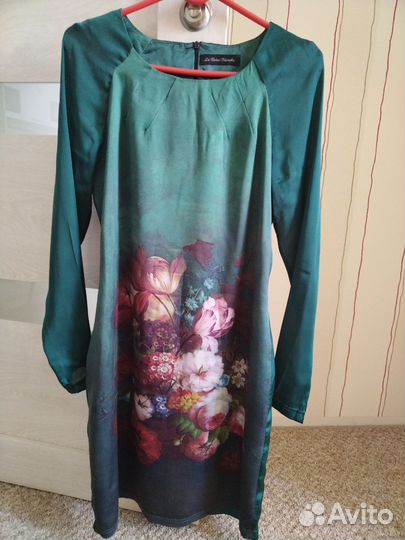Платье женское 42 44