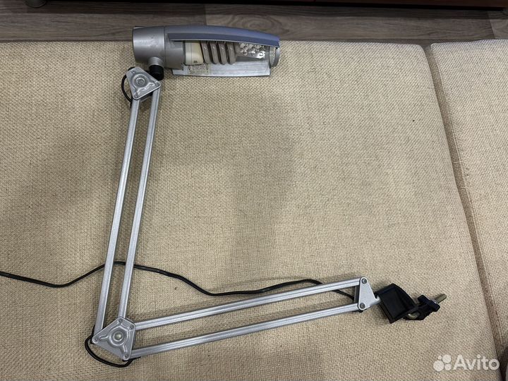 Лампа настольная