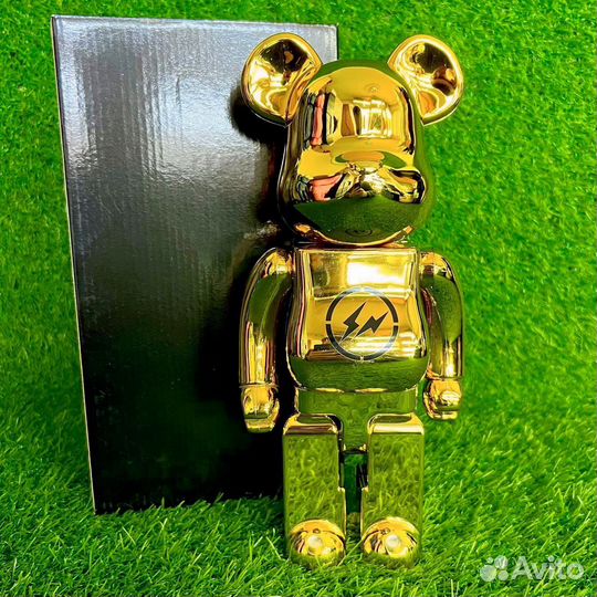 Bearbrick 30 см