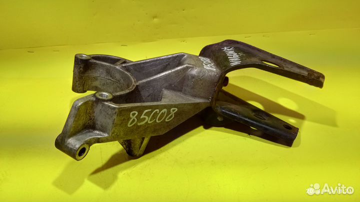 Кронштейн подушки двигателя для Suzuki Wagon R+