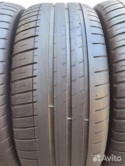 Michelin Pilot Sport 3 235/45 R18 98Y