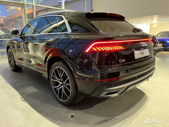 Audi Q8 3.0 AT, 2022