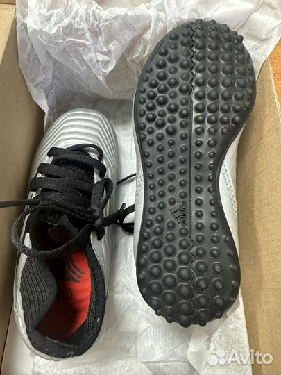 Футзалки adidas predator 28размер