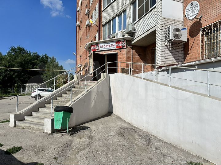 Торговое помещение, 102 м²