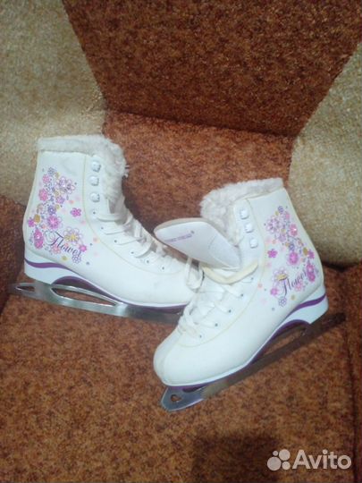 Коньки фигурные