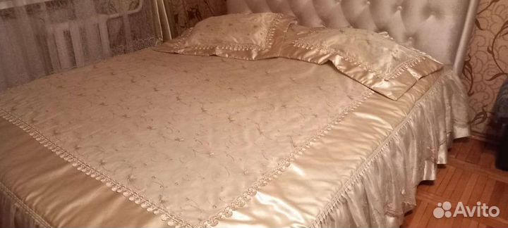 Покрывало на 2 х спальную кровать бу