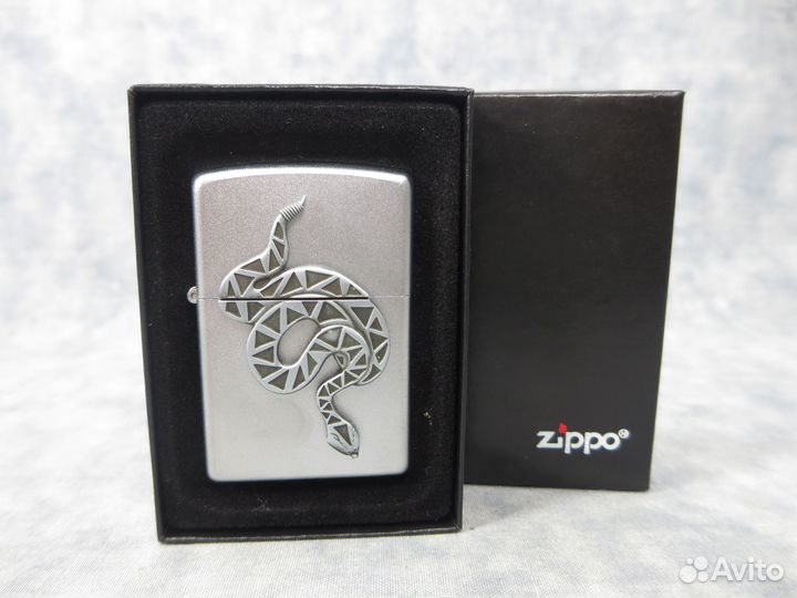 Zippo. Snake / Змея. 3D. 05 г. Оч.редкая. NEW