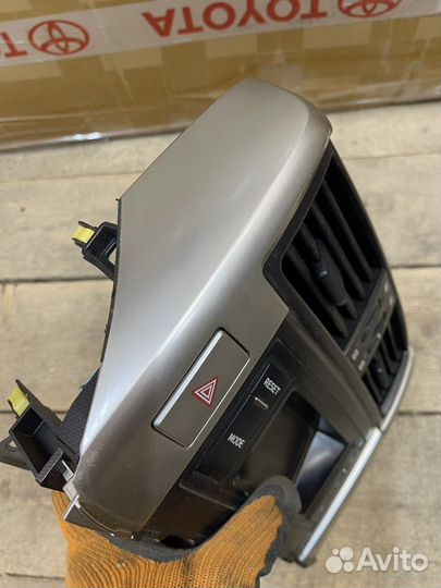 Монитор с рамкой Toyota Land Cruiser Prado 150