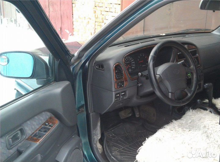 Nissan Pathfinder, 1998 г. в., 3,3л, VG33E, АКПП