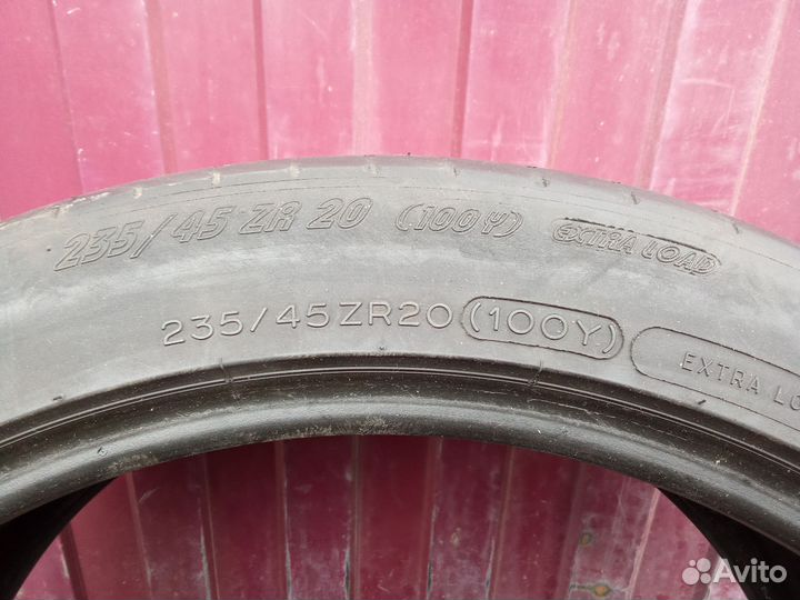 Michelin Pilot Super Sport 235/45 R20 100Y