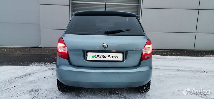 Skoda Fabia 1.6 AT, 2010, 230 000 км