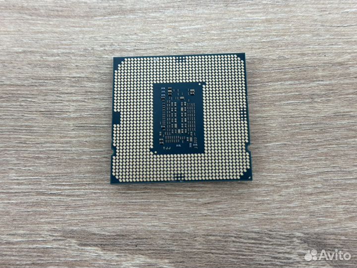 Процессор Intel Core i5-10400F