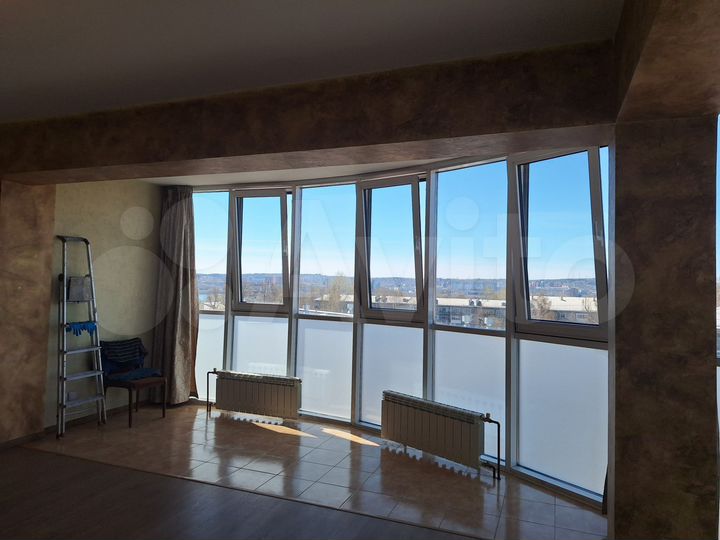 3-к. квартира, 118 м², 6/11 эт.