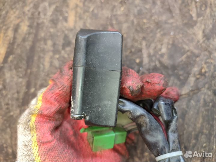 Zx6r 98-02 правый пульт