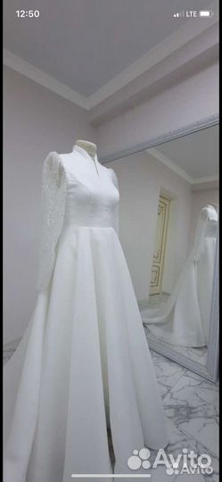 Свадебное платье