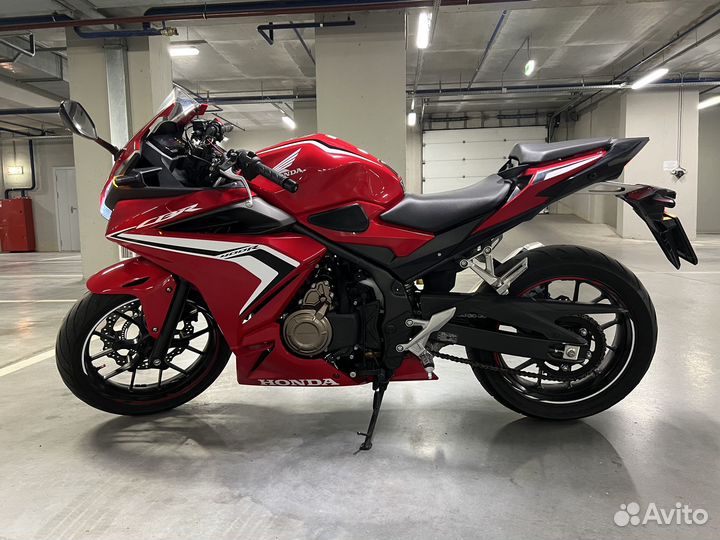 Honda CBR 400R