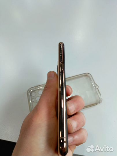 iPhone 11 Pro, 64 ГБ