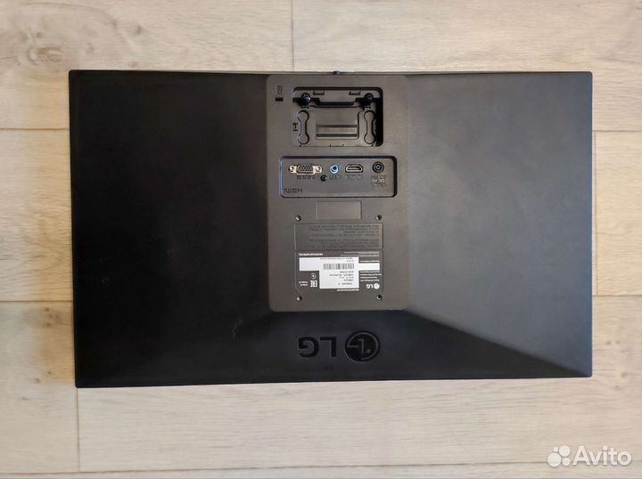 Монитор LG