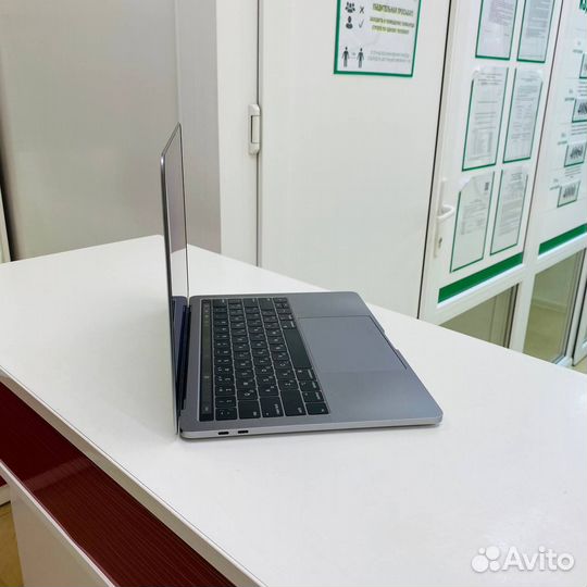 Ноутбук Apple MacBook Pro 13 2019 (A2159) №000180