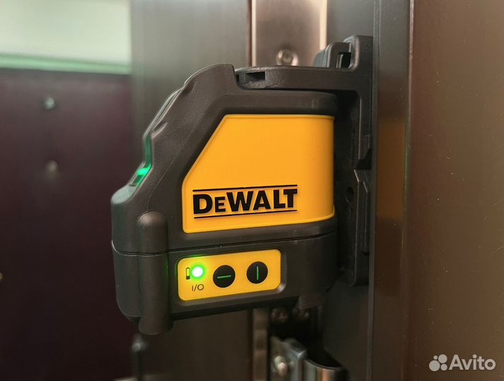 Лазерный Уровень Dewalt + тренога