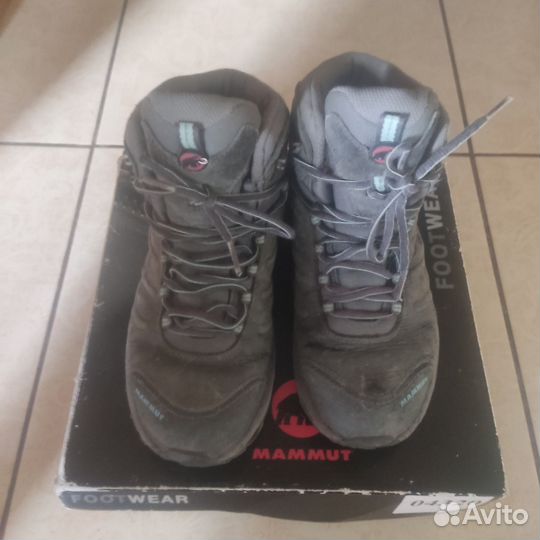 Трекинговые ботинки женские 38