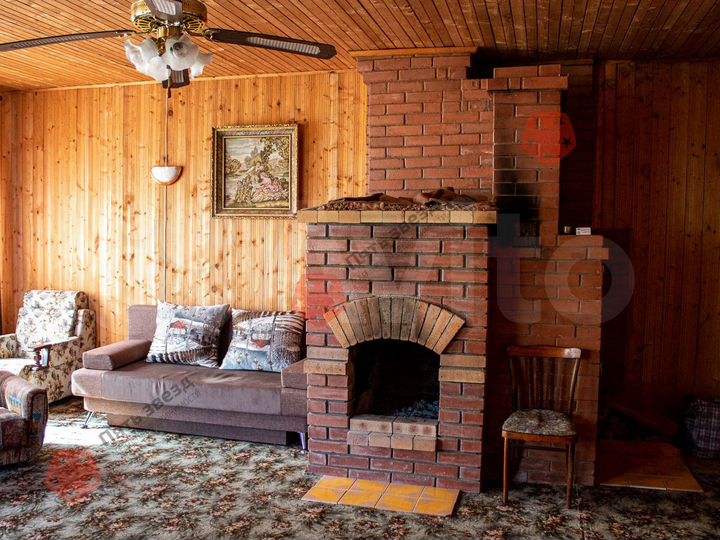 Дом 283 м² на участке 15 сот.