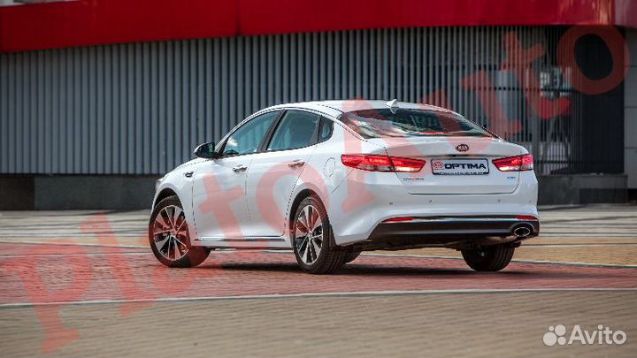 Крышка багажника Kia Optima 4 Сlеаr Whitе