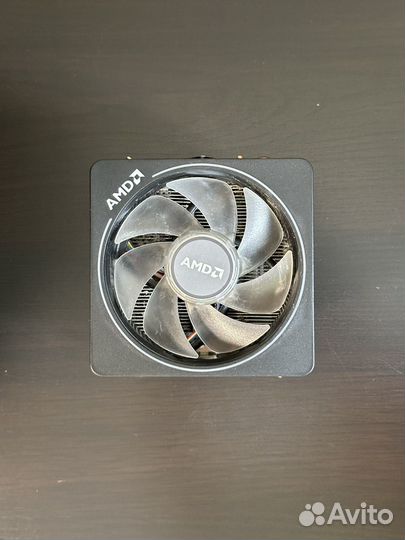 Кулер AMD Wraith Prism
