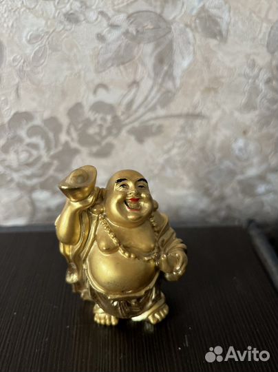 Статуэтка будды