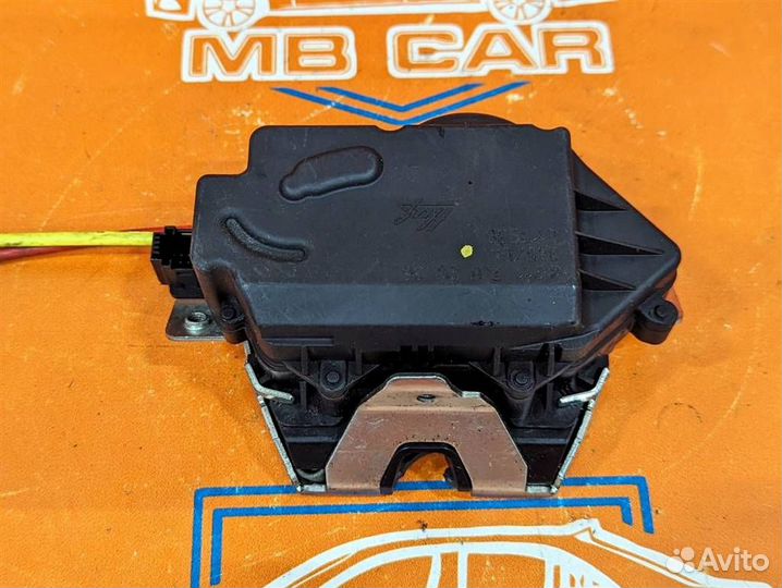 Замок багажника w211 E-class 272.972