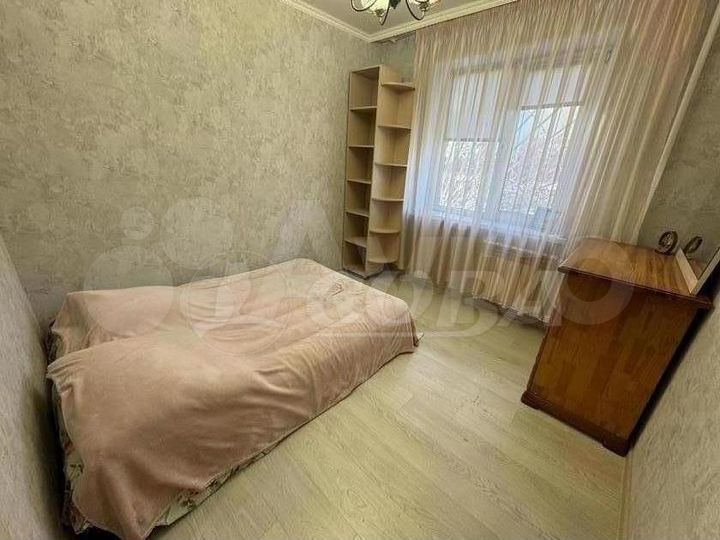 2-к. квартира, 52 м², 1/9 эт.