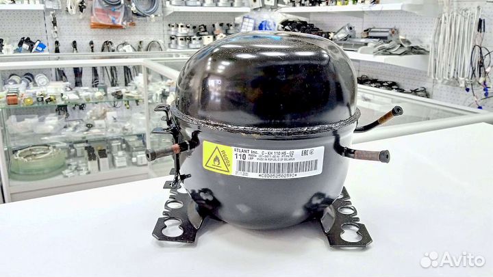Компрессор холодильника Атлант скн 110 R-600 128w