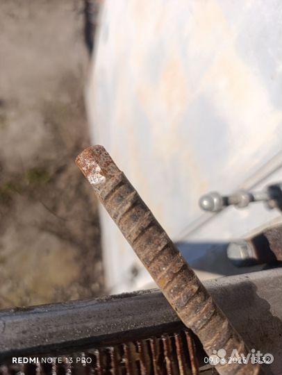 Шпилька конусная