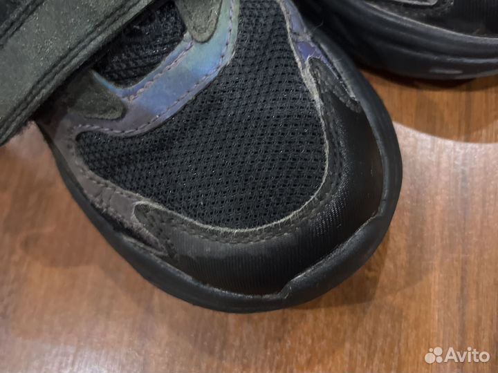 Продам кросовки