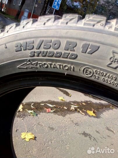 Michelin X-Ice North 2 215/50 R17 95T