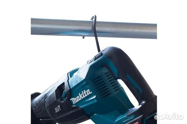 Аккумуляторная сабельная пила Makita JR002GZ XGT